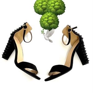 🌳🕊Q ~ sexy studded sandals